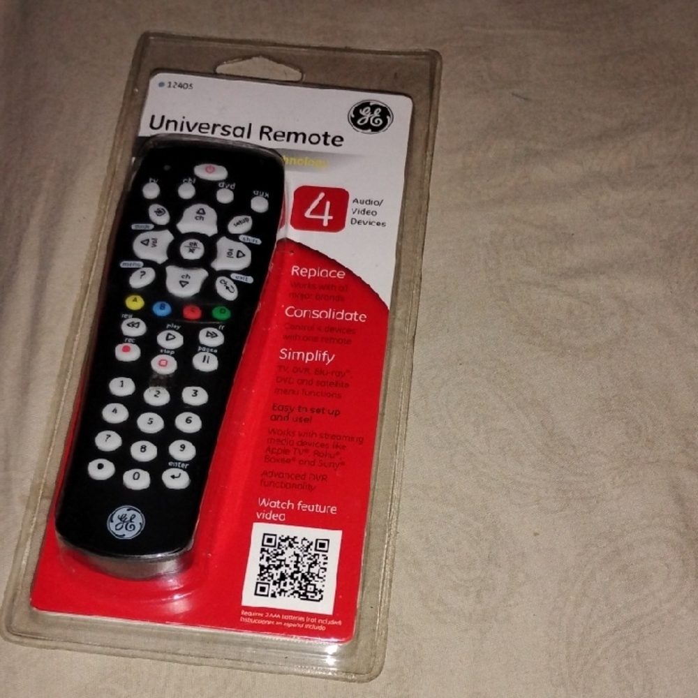 FREE WITH BUNDLE#Universal Remote Control - Black
